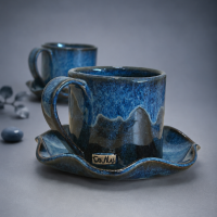 Kubek ceramiczny ze spodkiem 250 ml "Głębia Oceanu"